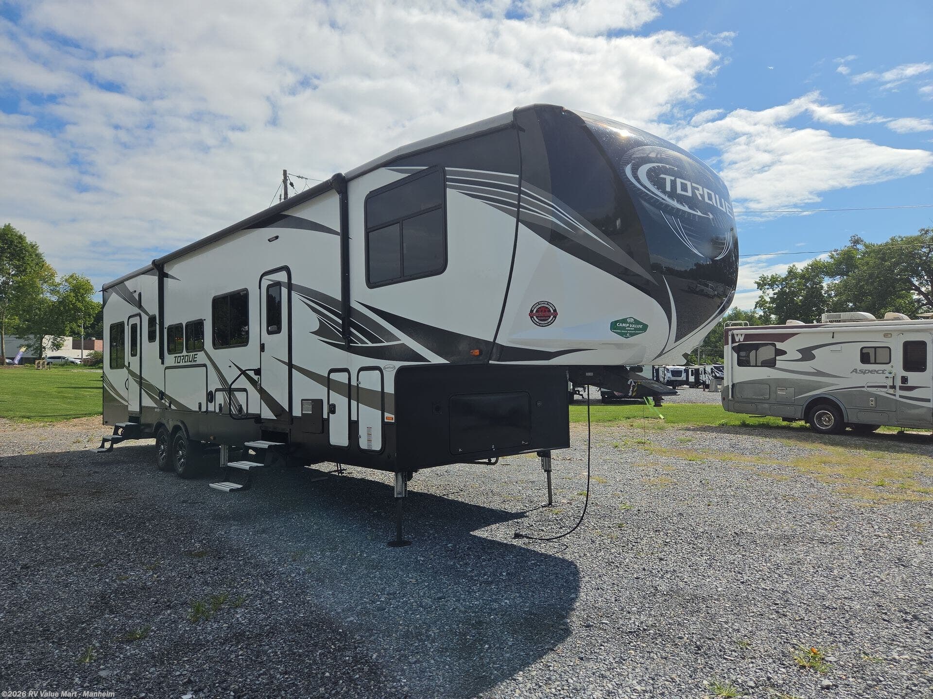 2019 Heartland Torque 371 - Used Travel Trailer For Sale by RV Value Mart - Manheim in Manheim, Pennsylvania