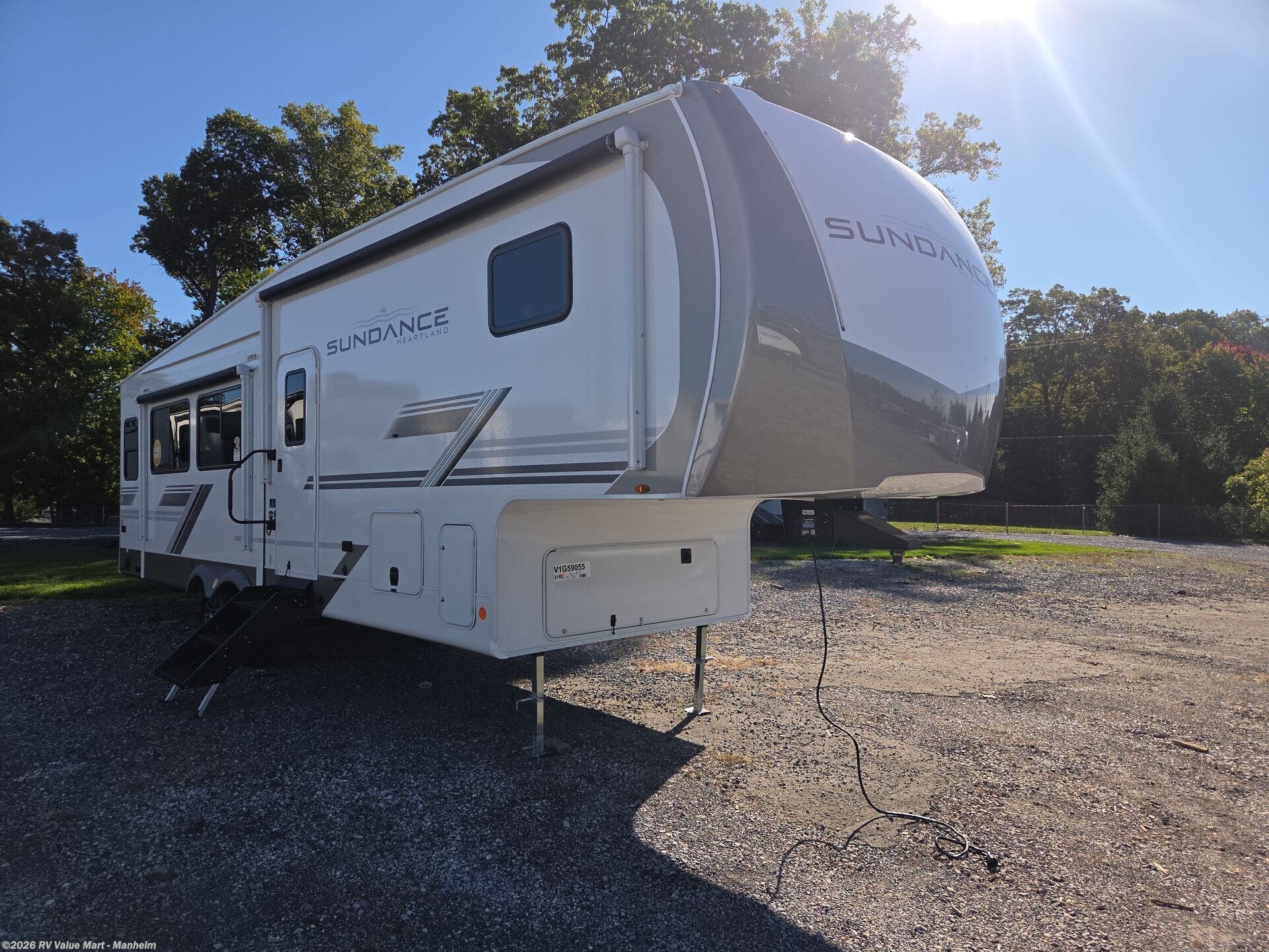 2027 Sundance 31RL by Heartland from RV Value Mart - Manheim in Manheim, Pennsylvania