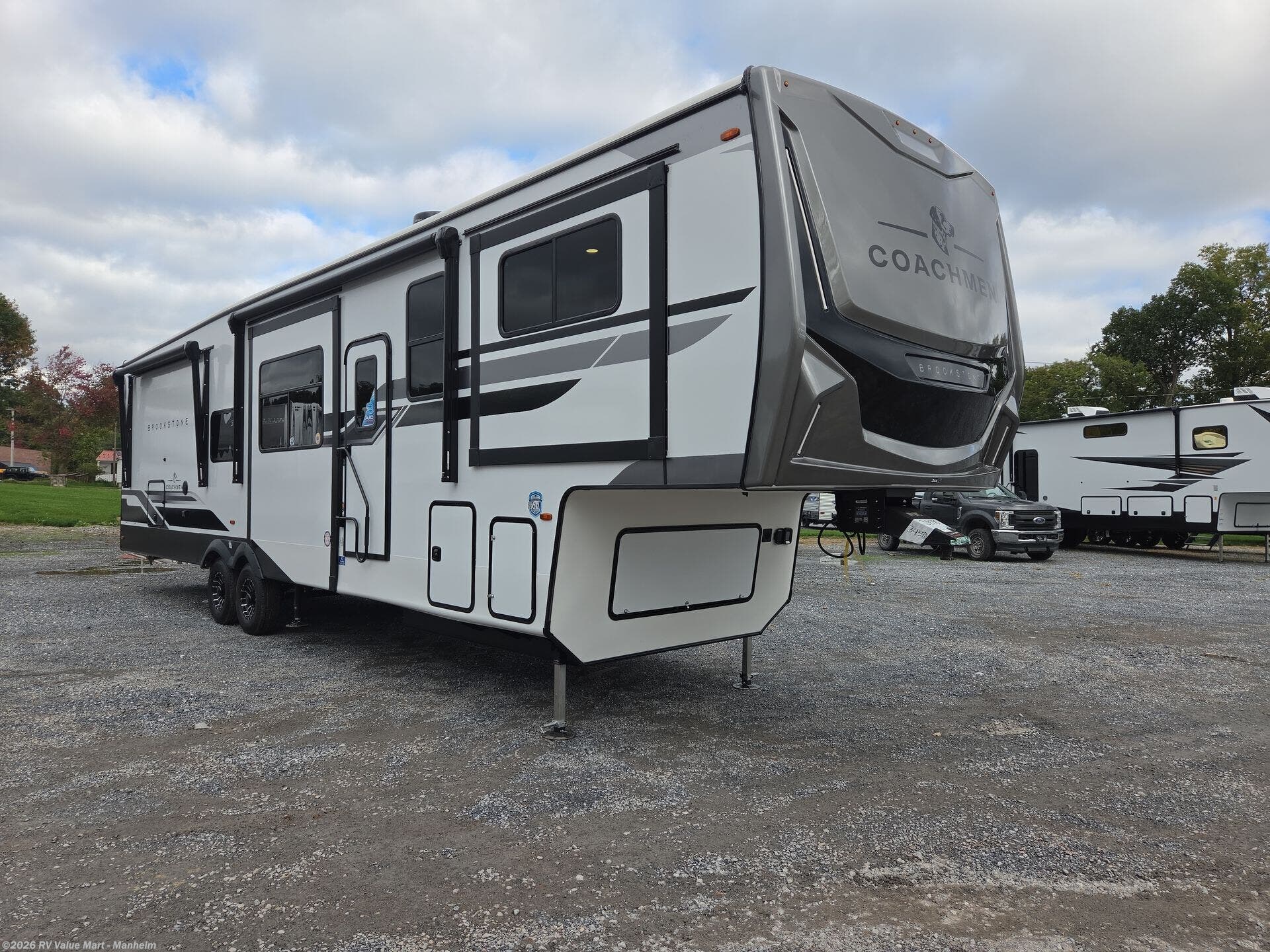 2027 Brookstone 344FL by Coachmen from RV Value Mart - Manheim in Manheim, Pennsylvania