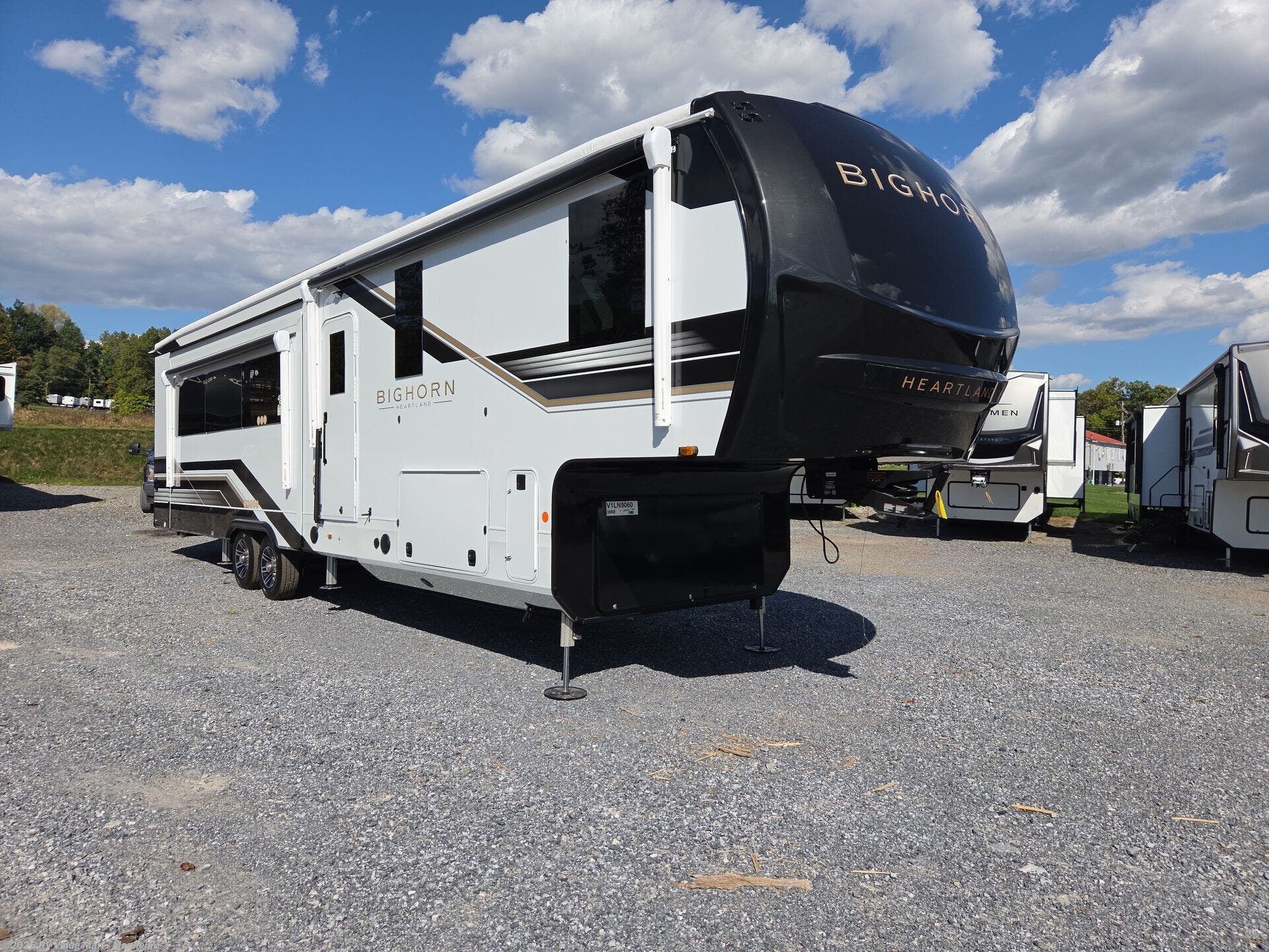2027 Bighorn 38RE by Heartland from RV Value Mart - Manheim in Manheim, Pennsylvania