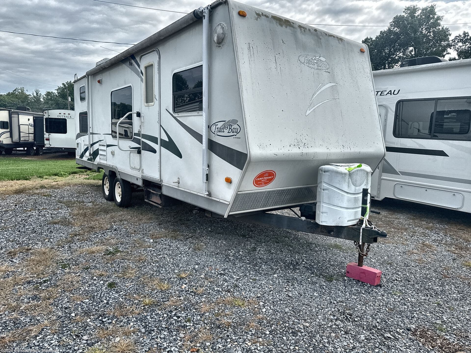 Used 2004 R-Vision Trail-Bay available in Manheim, Pennsylvania