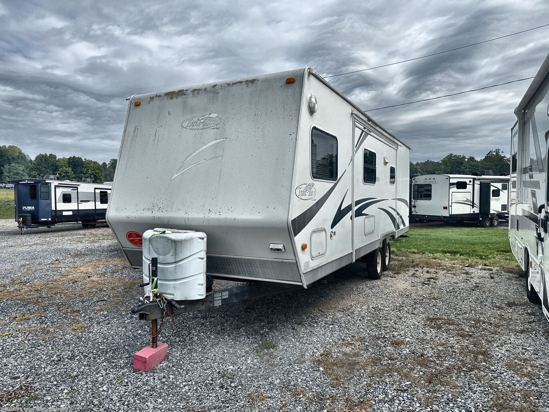 2004 R-Vision Trail-Bay - Used Travel Trailer For Sale by RV Value Mart - Manheim in Manheim, Pennsylvania