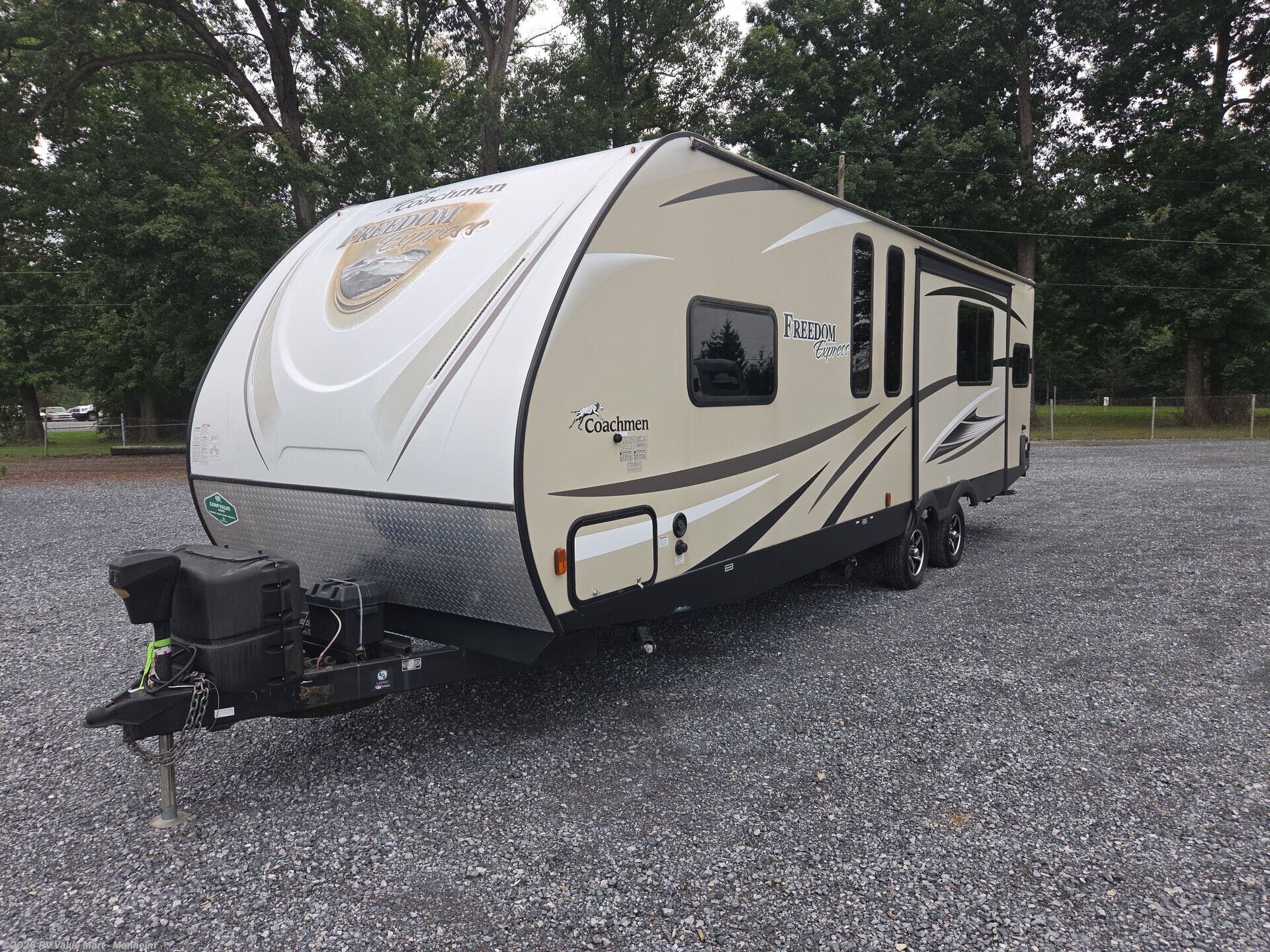 Used 2017 Coachmen Freedom Express 279RLDS available in Manheim, Pennsylvania