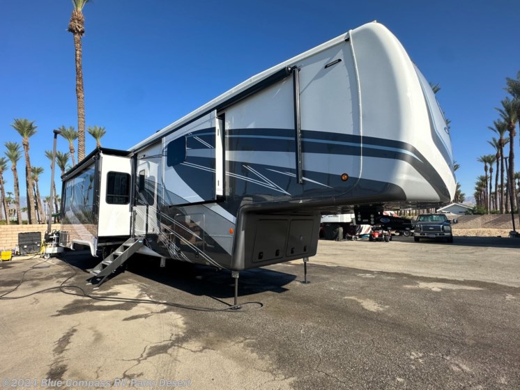 New 2025 DRV Mobile Suites MS Houston available in Palm Desert, California