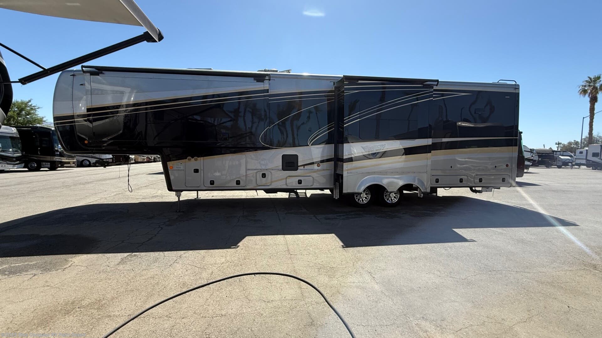 Used 2022 DRV Mobile Suites 41 RKSB4 available in Palm Desert, California