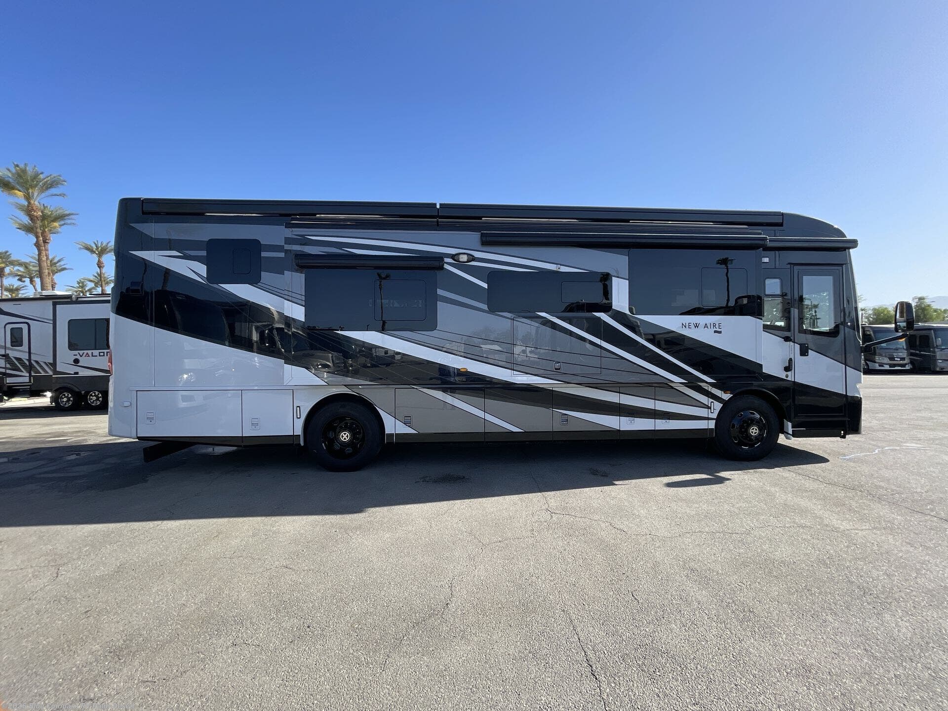 2026 New Aire 3547 by Newmar from Blue Compass RV Palm Desert in Palm Desert, California