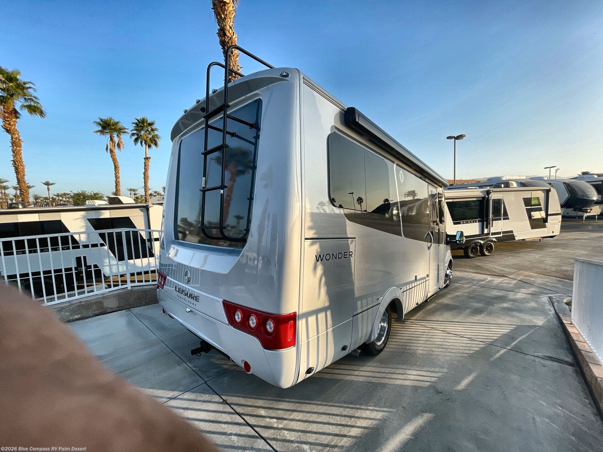 2026 Wonder 24RTB by Leisure Travel from Blue Compass RV Palm Desert in Palm Desert, California