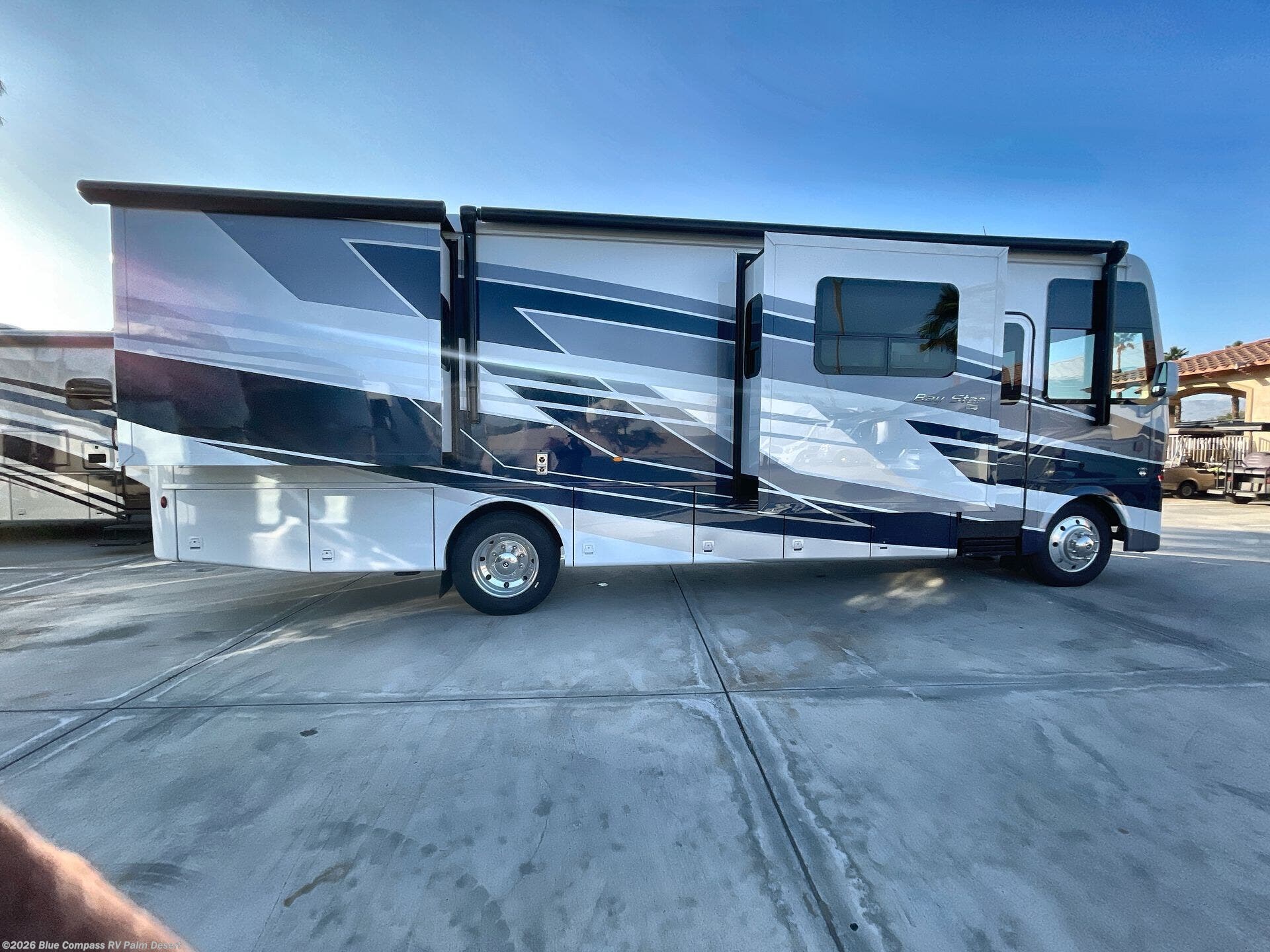 New 2026 Newmar Bay Star 3225 available in Palm Desert, California