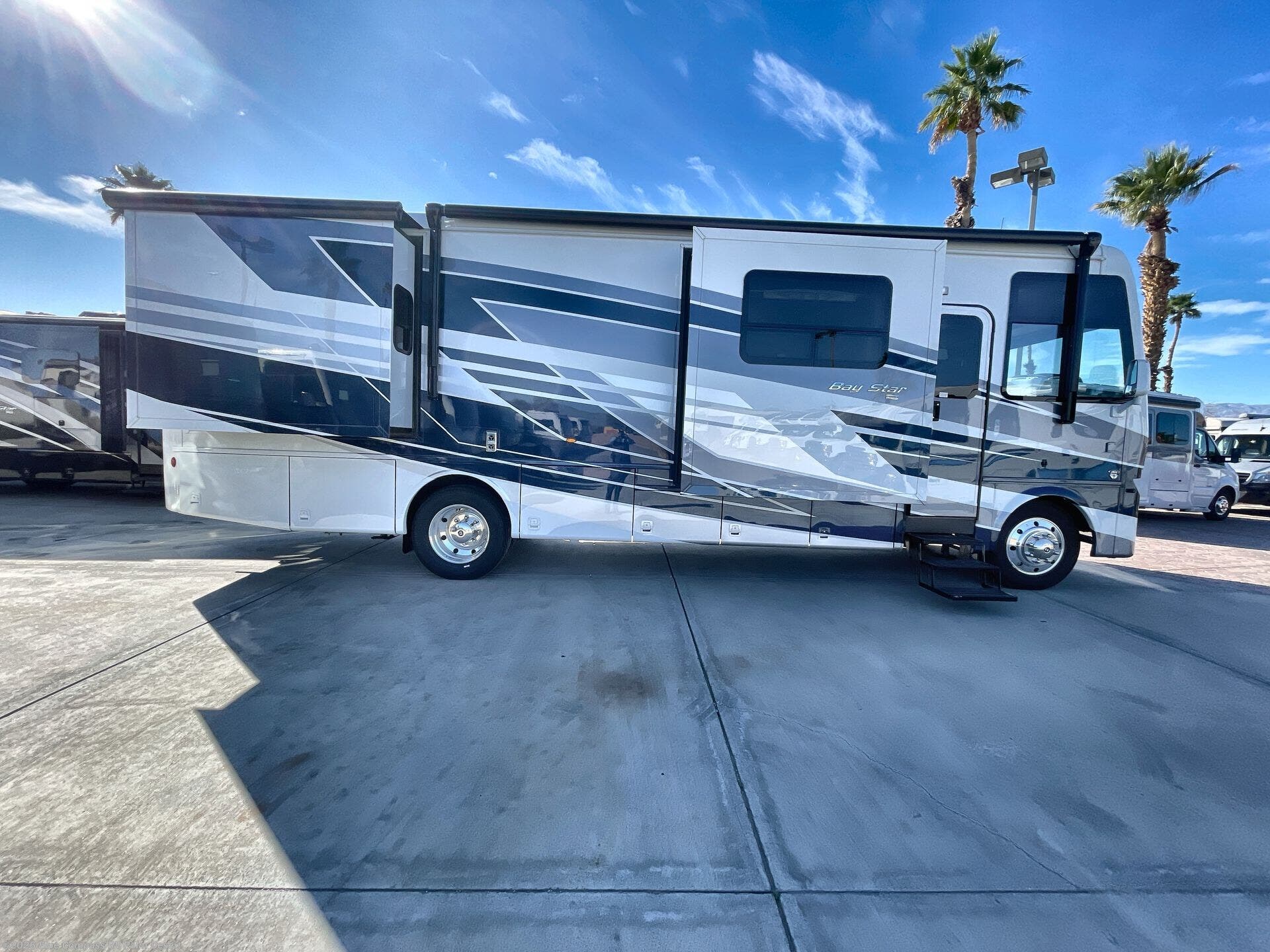 2026 Bay Star 3225 by Newmar from Blue Compass RV Palm Desert in Palm Desert, California
