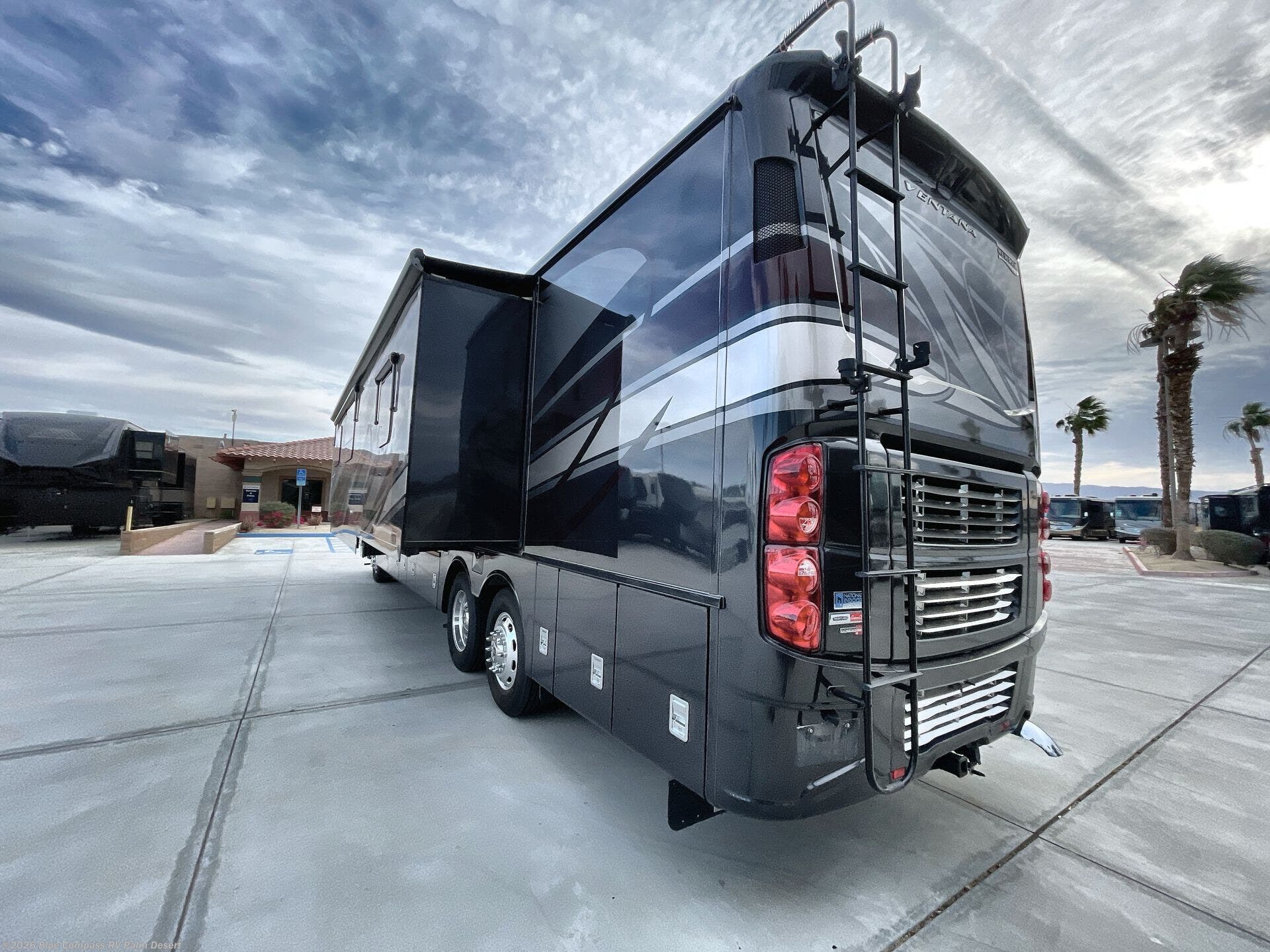 2018 Ventana 4037 by Newmar from Blue Compass RV Palm Desert in Palm Desert, California