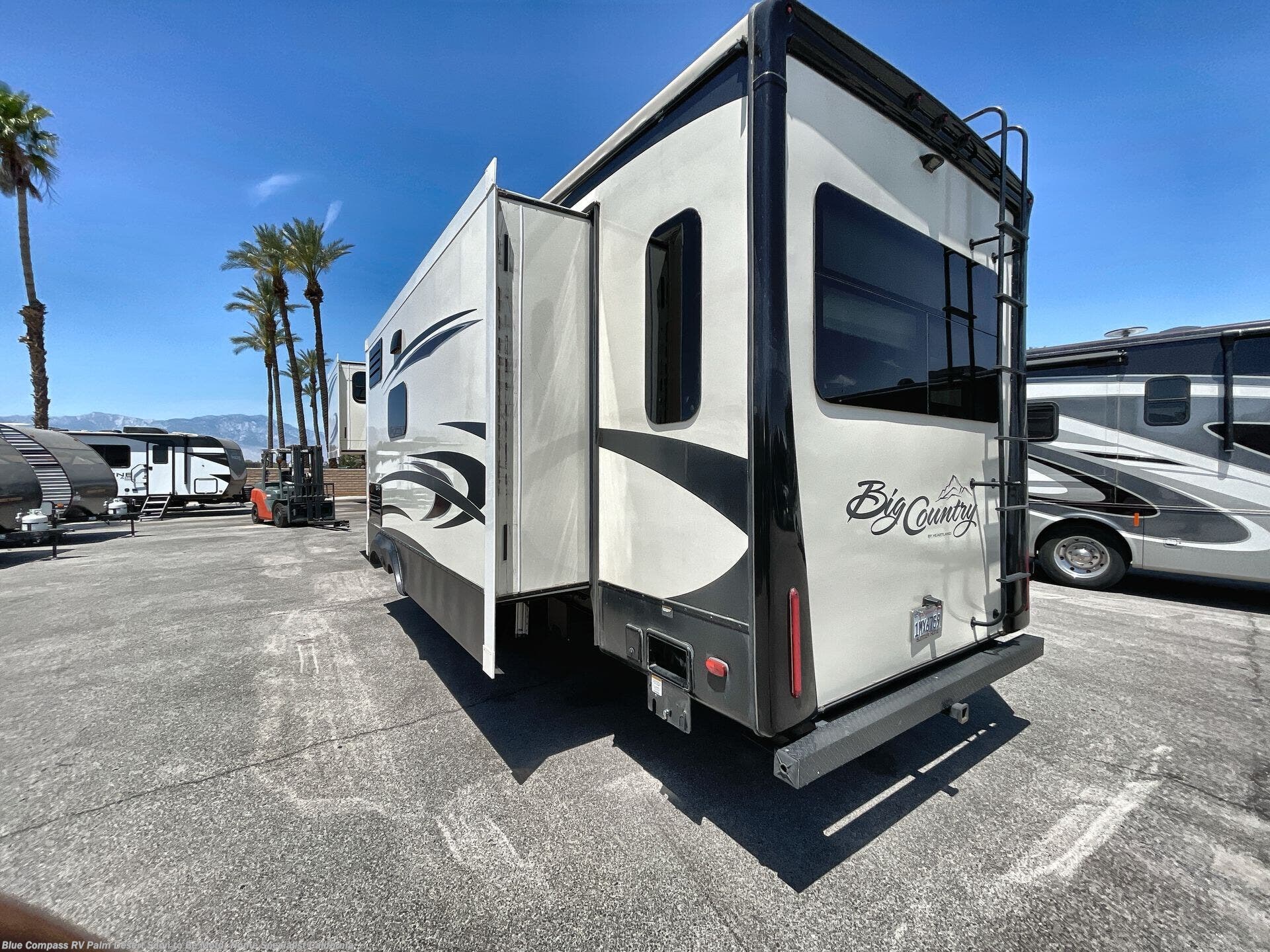 2018 Big Country 3155RLK by Heartland from Blue Compass RV Palm Desert Soon to Be Motor Home Specialist California in Palm Desert, California
