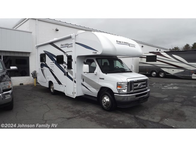 2022 Thor Motor Coach Freedom Elite - Used Class C For Sale by Johnson Family RV in Woodlawn, Virginia