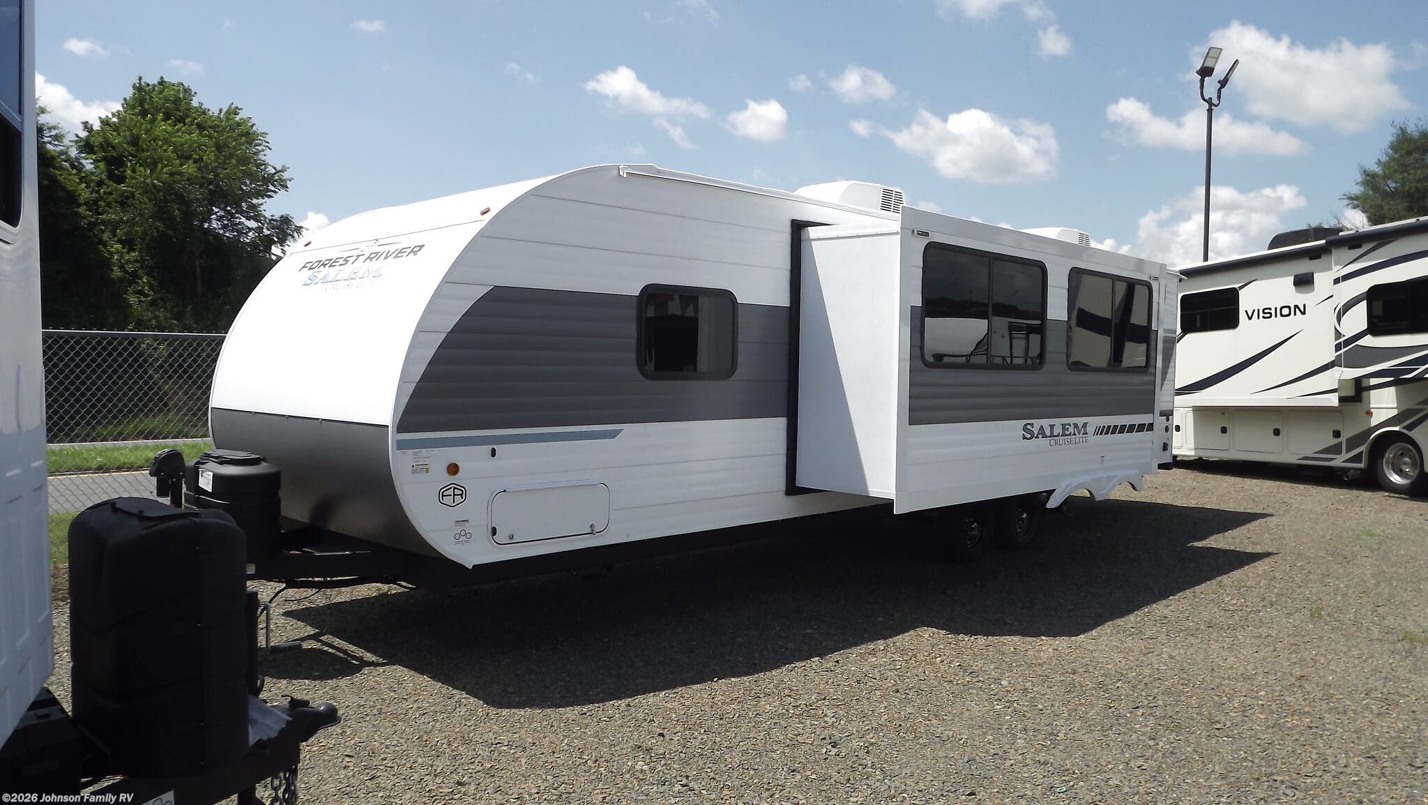 2026 Forest River Salem Cruise Lite 28VBXL - New Travel Trailer for sale by Johnson Family RV in Woodlawn, Virginia