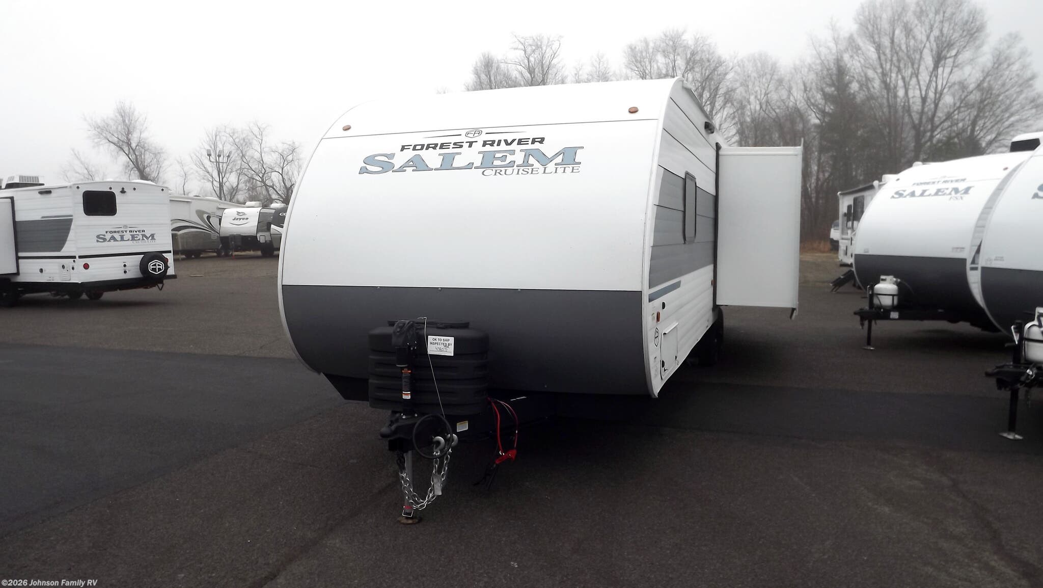 2026 Forest River Salem Cruise Lite 28ICE - New Travel Trailer for sale by Johnson Family RV in Woodlawn, Virginia