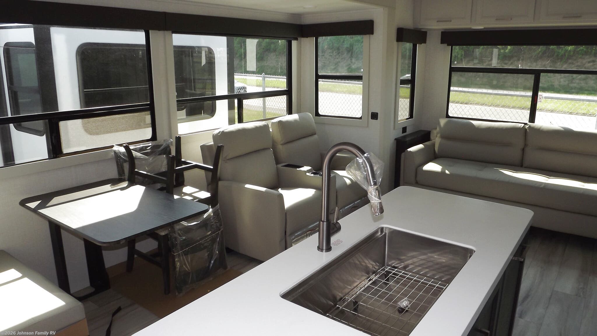 New 2026 Keystone Arcadia 3260RL available in Woodlawn, Virginia