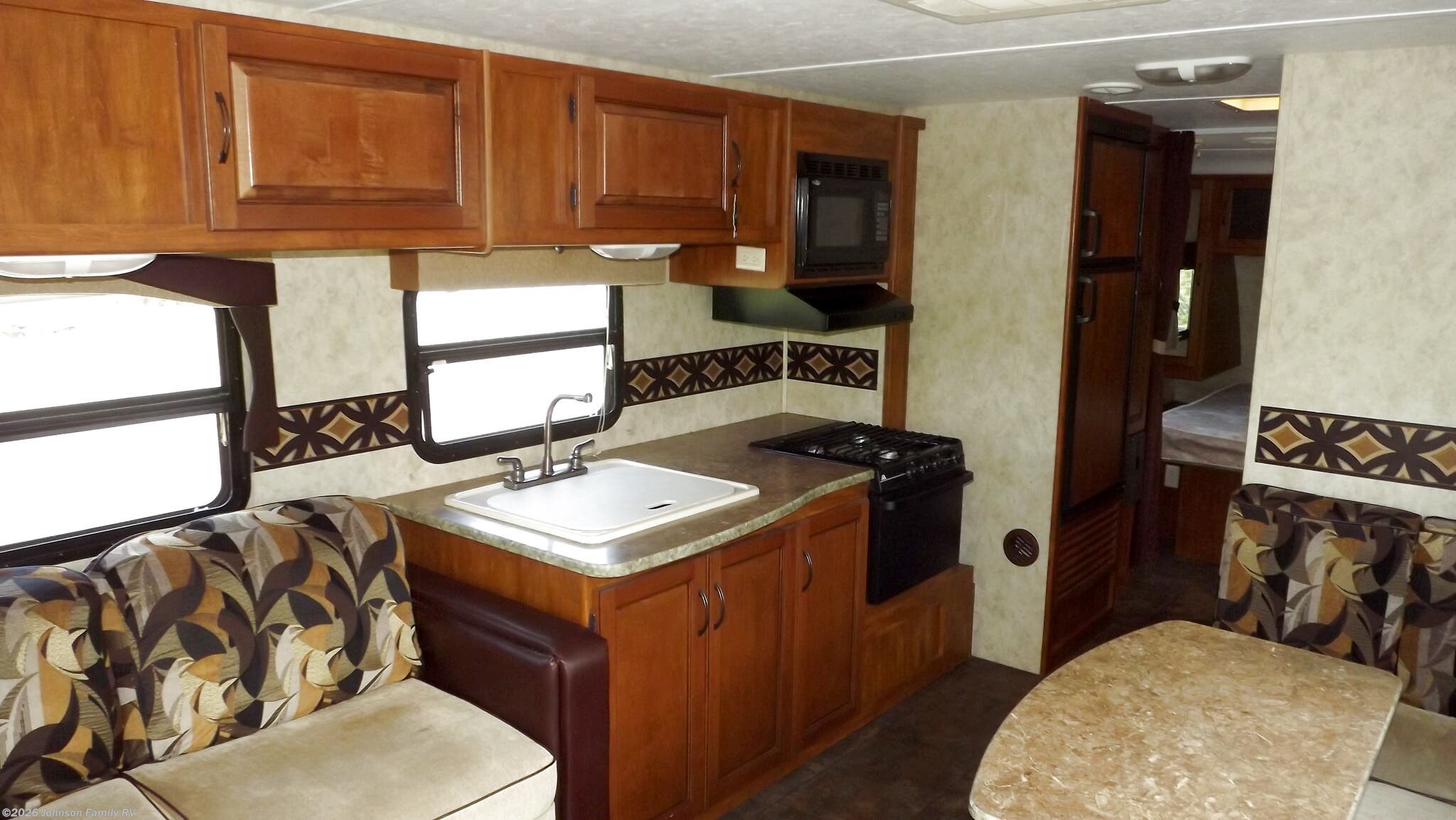 2010 Bullet 278RLS by Keystone from Johnson Family RV in Woodlawn, Virginia