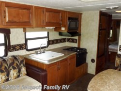 2010 Bullet 278RLS by Keystone from Johnson Family RV in Woodlawn, Virginia