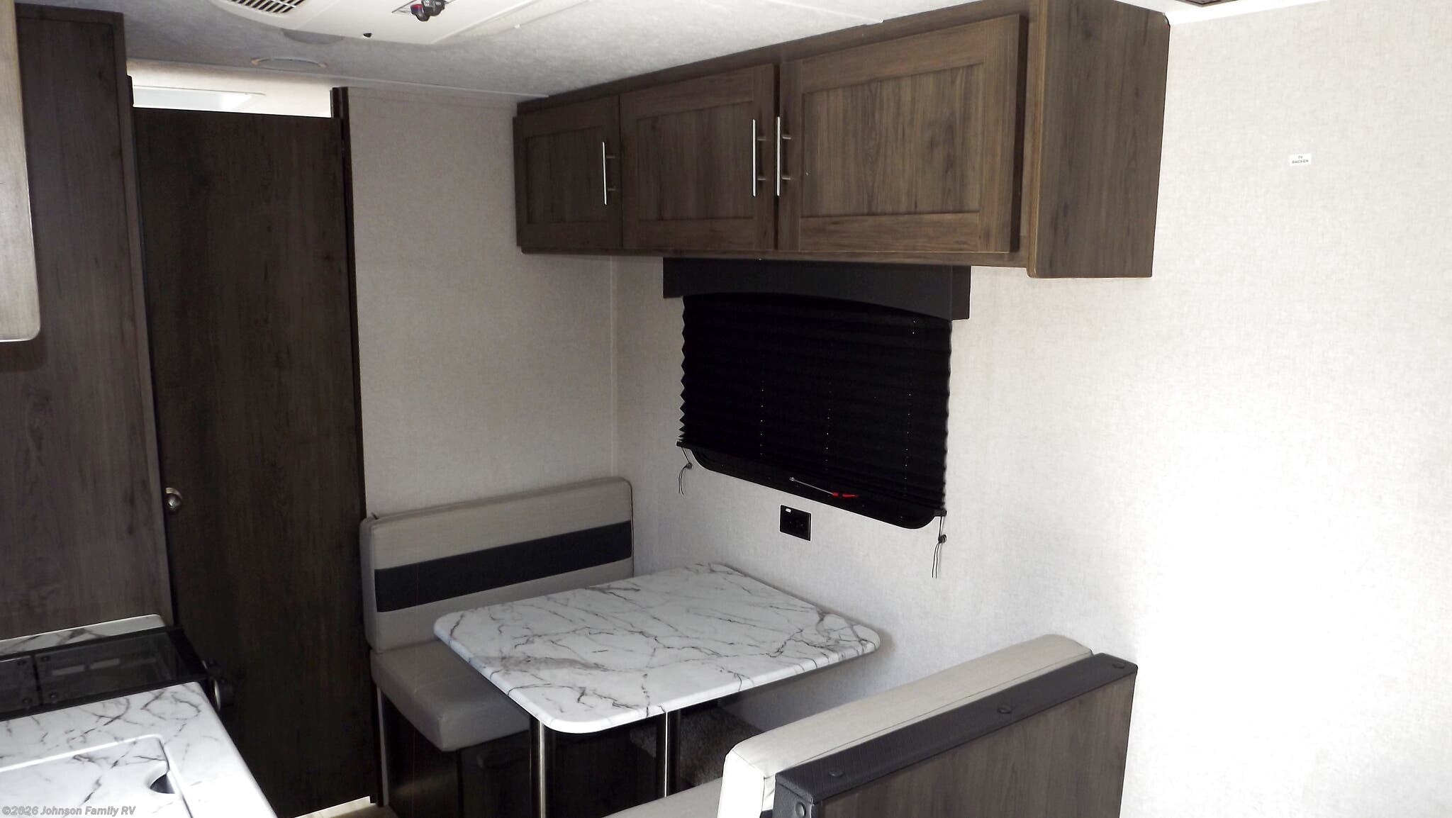 2021 Clipper 17fq by Coachmen from Johnson Family RV in Woodlawn, Virginia