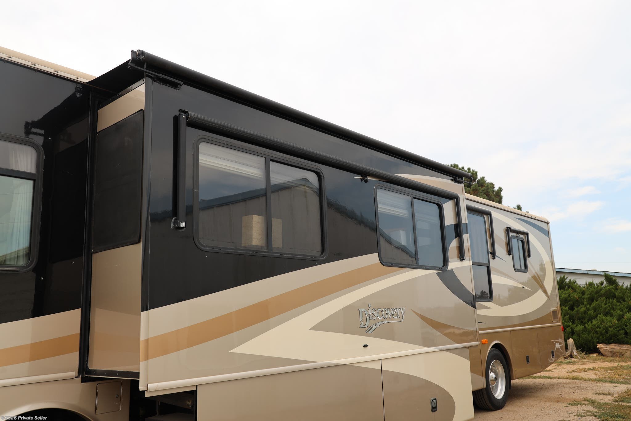 2008 Fleetwood Discovery 40X RV for Sale in Castle Rock, CO 80108