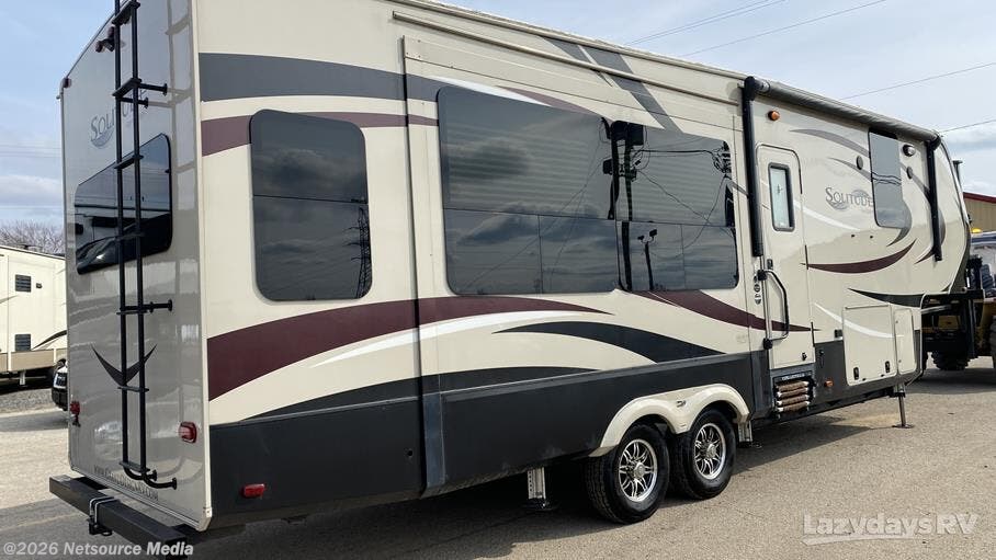 2016 Grand Design Solitude 321RL RV for Sale in Elkhart, IN 46514