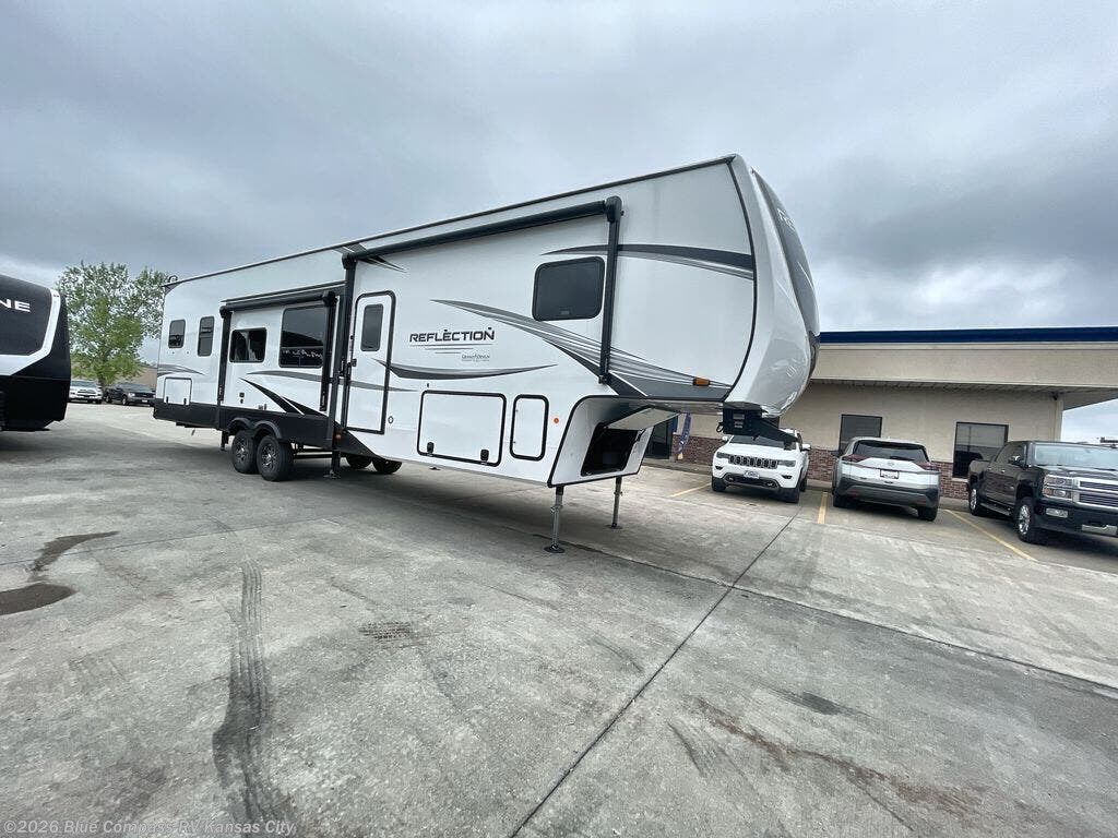 2025 Reflection 362TBS by Grand Design from Blue Compass RV Kansas City in Grain Valley, Missouri