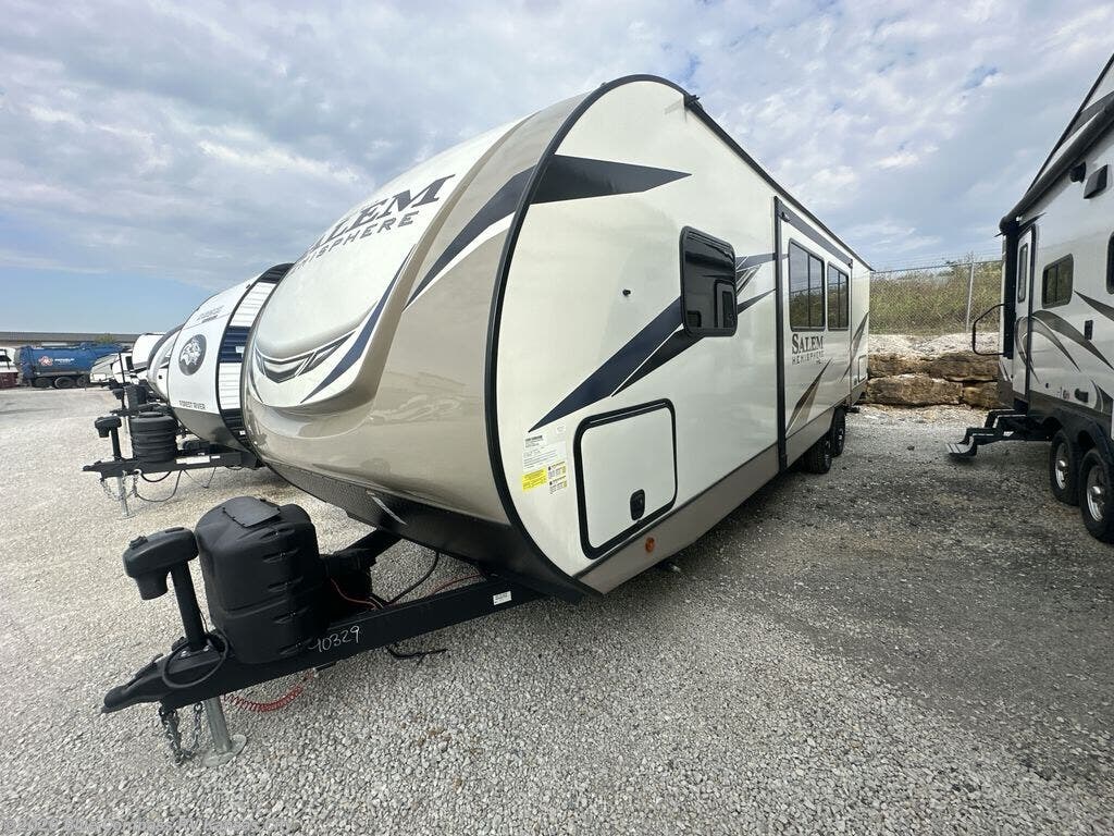 Used 2022 Forest River Salem 26BHL available in Grain Valley, Missouri