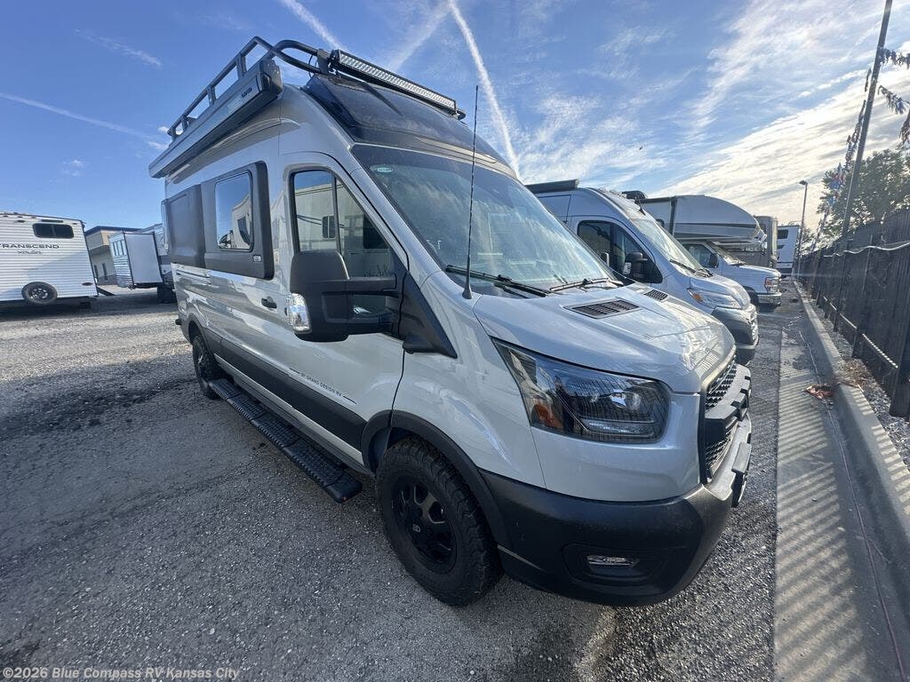 2026 Grand Design Lineage VTT1 - New Class B For Sale by Blue Compass RV Kansas City in Grain Valley, Missouri