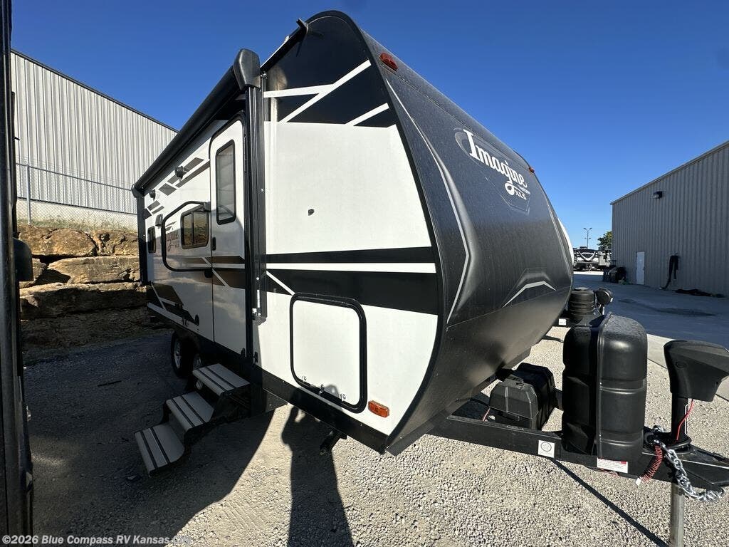 2022 Imagine XLS 17MKE by Grand Design from Blue Compass RV Kansas City in Grain Valley, Missouri