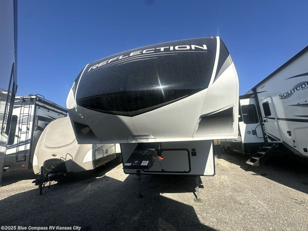 Used 2022 Grand Design Reflection 311BHS available in Grain Valley, Missouri