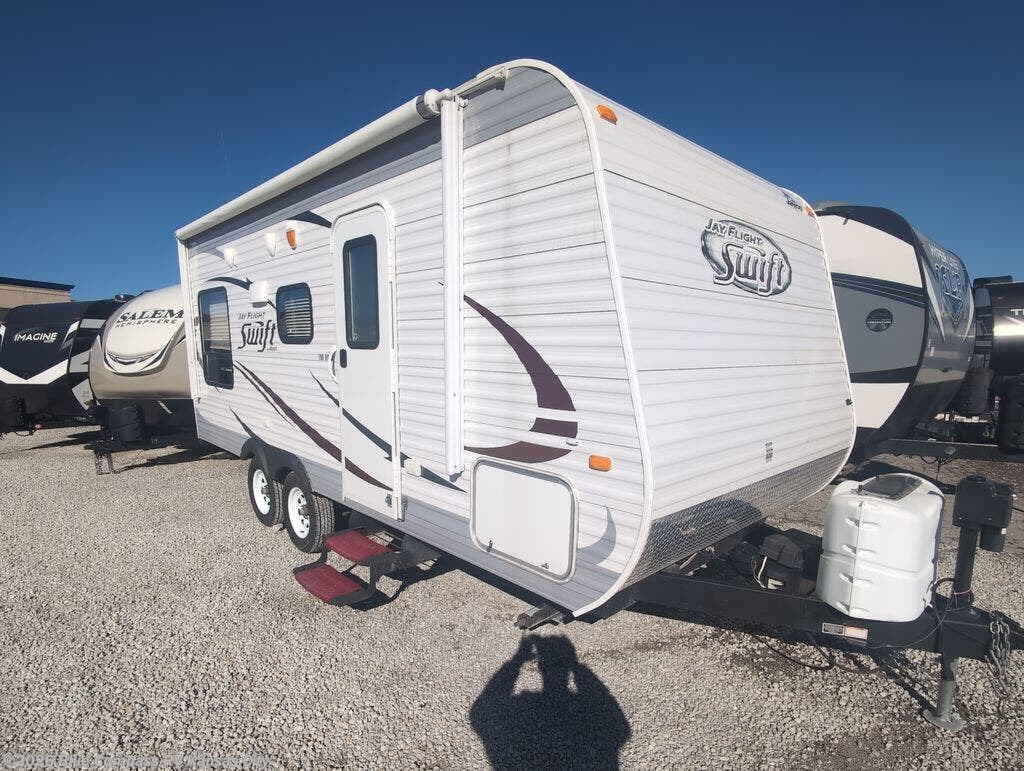 2014 Jayco Jay Flight 198rd - Used Travel Trailer For Sale by Blue Compass RV Kansas City in Grain Valley, Missouri