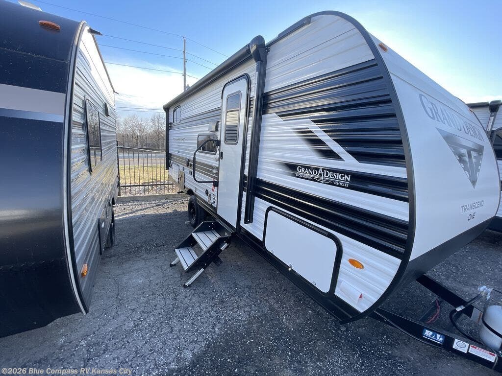 2026 Grand Design Transcend One 161DB - New Travel Trailer For Sale by Blue Compass RV Kansas City in Grain Valley, Missouri