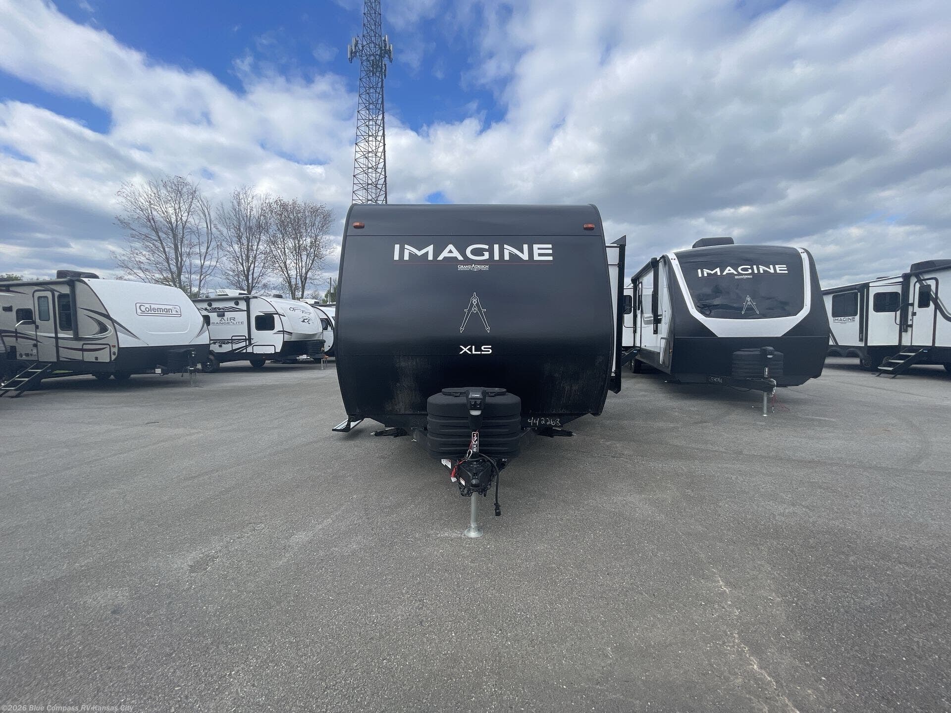 New 2025 Grand Design Imagine XLS 17MKE available in Grain Valley, Missouri