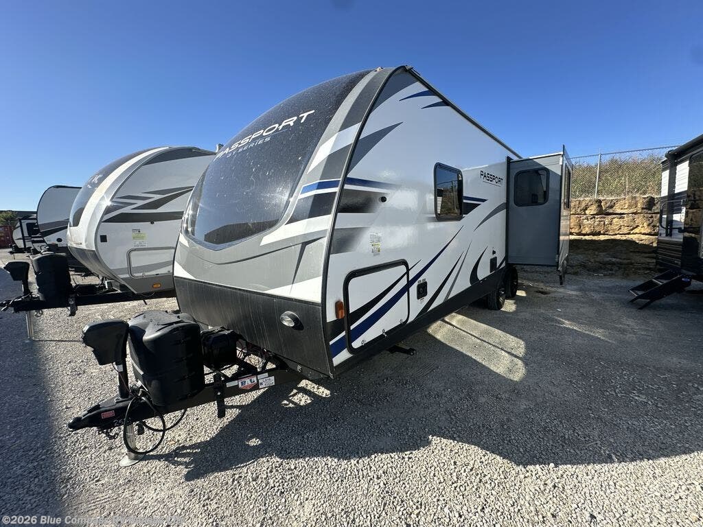 Used 2019 Keystone Passport 2521RL available in Grain Valley, Missouri