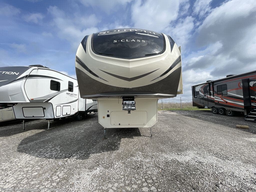 Used 2021 Grand Design Solitude S-Class 3540GK-R available in Grain Valley, Missouri