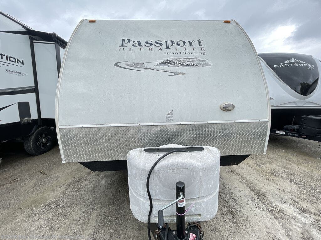 2011 Passport 3050BH by Keystone from Blue Compass RV Kansas City in Grain Valley, Missouri