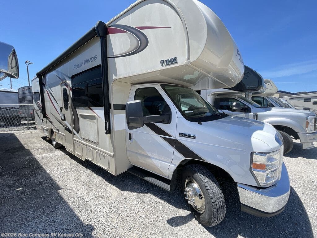 2020 Thor Motor Coach Four Winds 31W - Ford - Used Class C For Sale by Blue Compass RV Kansas City in Grain Valley, Missouri