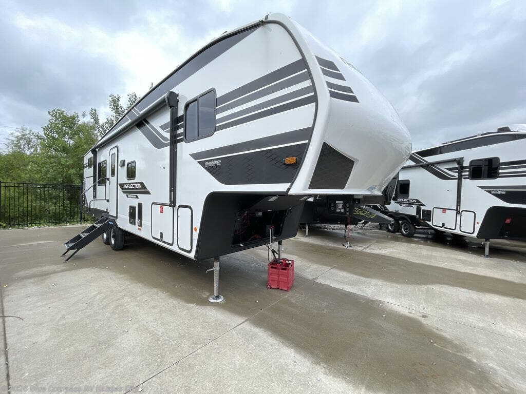 2026 Reflection 100 Series 32BH by Grand Design from Blue Compass RV Kansas City in Grain Valley, Missouri