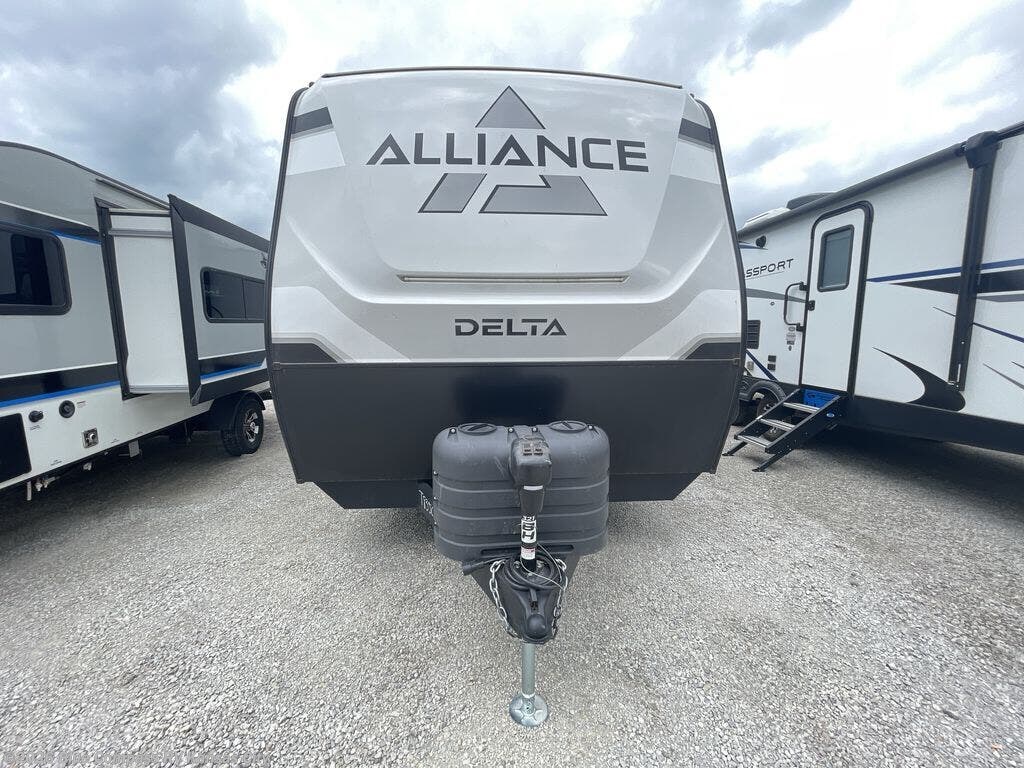 Used 2024 Alliance RV Delta 321BH available in Grain Valley, Missouri
