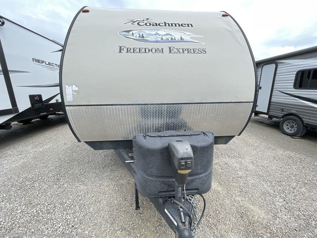 Used 2016 Coachmen Freedom Express 248RBS available in Grain Valley, Missouri