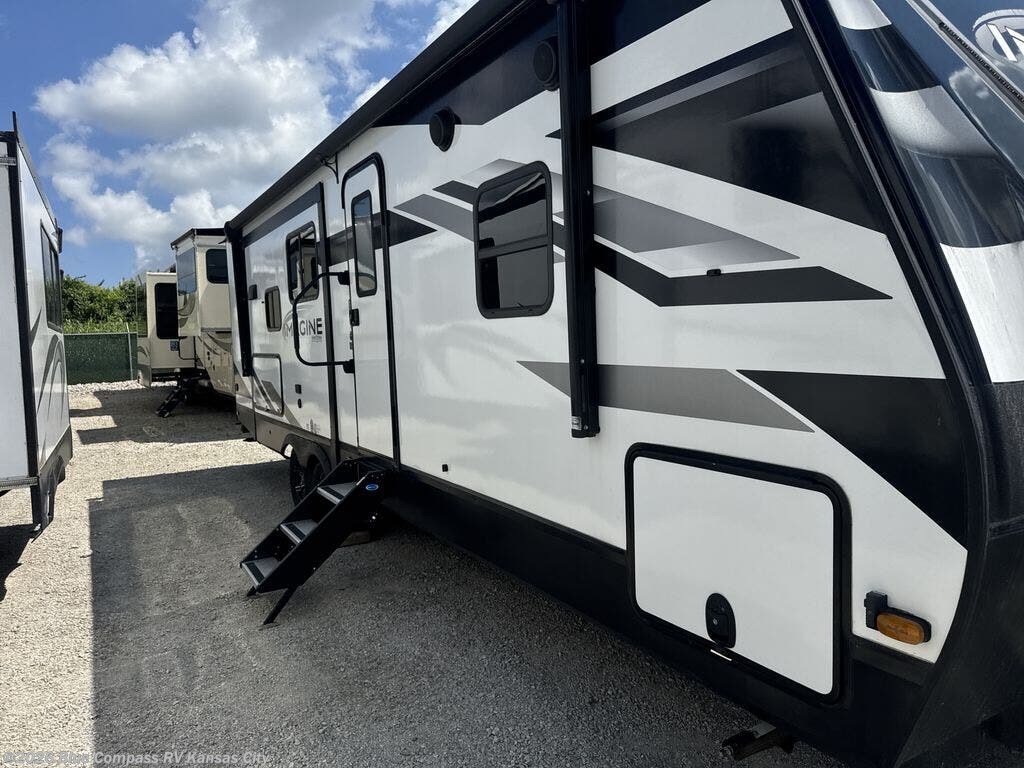 2022 Imagine 2670MK by Grand Design from Blue Compass RV Kansas City in Grain Valley, Missouri