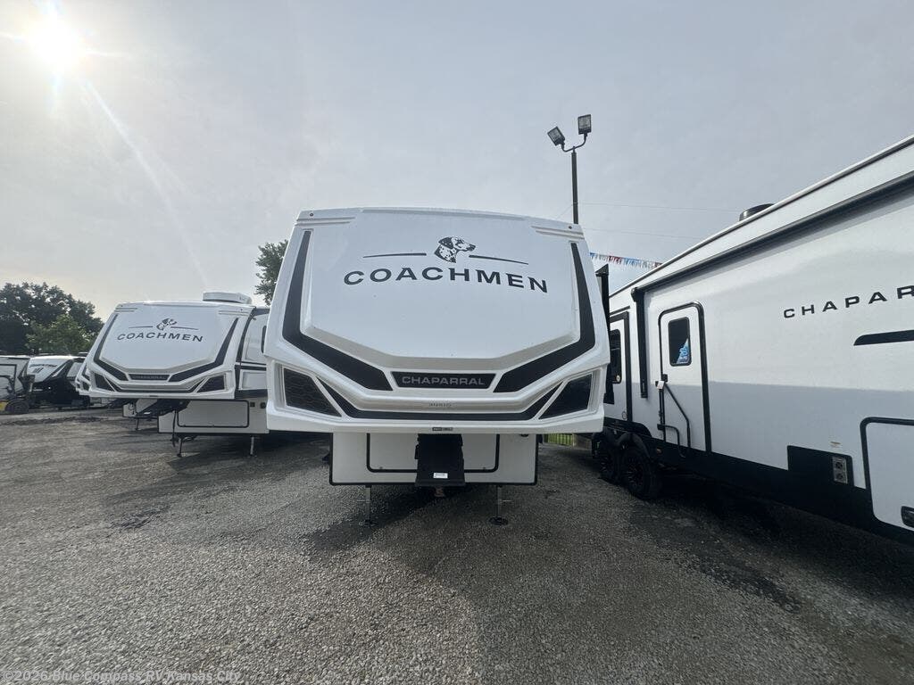 2027 Chaparral 360IBL by Coachmen from Blue Compass RV Kansas City in Grain Valley, Missouri