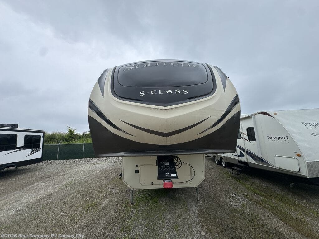2020 Solitude 2930RL by Grand Design from Blue Compass RV Kansas City in Grain Valley, Missouri