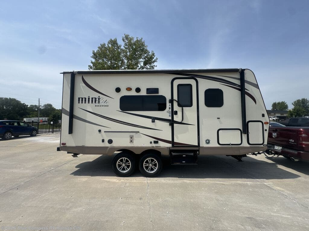 Used 2016 Forest River Rockwood 2104S available in Grain Valley, Missouri