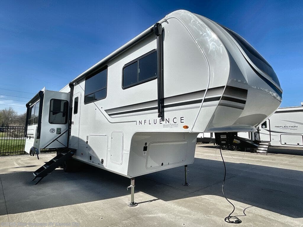 2024 Influence 2903RL by Grand Design from Blue Compass RV Kansas City in Grain Valley, Missouri