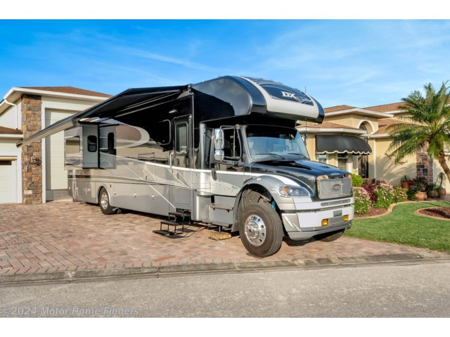 2021 Dynamax Corp DX3 37RB - Used Class C For Sale by Motor Home Finders in Dade City, Florida