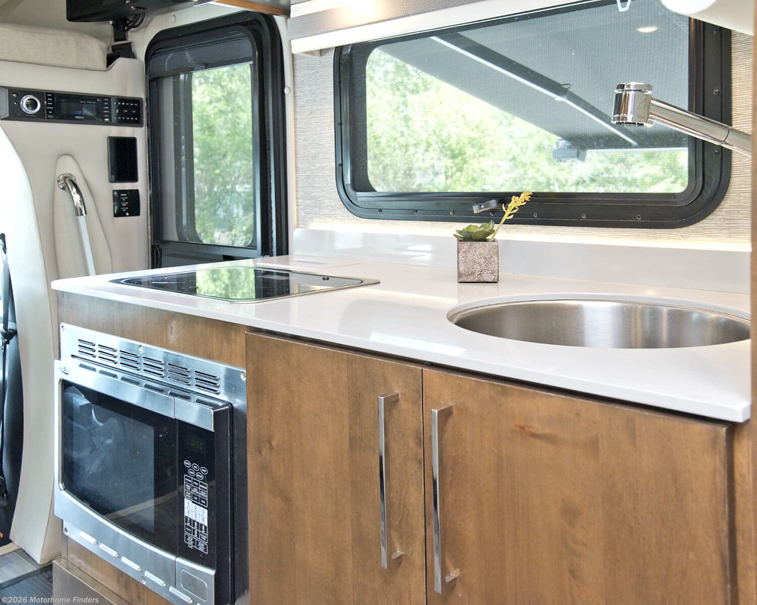 2020 Tiffin Wayfarer 25 RW RV for Sale in Lake Wales, FL 33859 2020