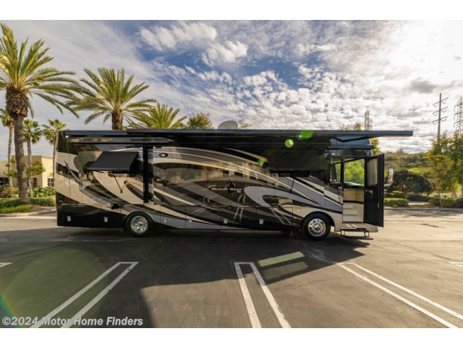 2019 Dutch Star 3717 Quad Slide by Newmar from Motor Home Finders in San Clemente, California