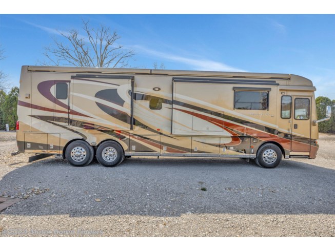 2017 Dutch Star 4018 Triple Slide, Bath/Half, All Electric by Newmar from Motor Home Finders in Crossville, Tennessee