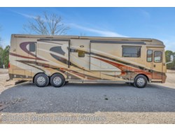 2017 Dutch Star 4018 Triple Slide, Bath/Half, All Electric by Newmar from Motor Home Finders in Crossville, Texas