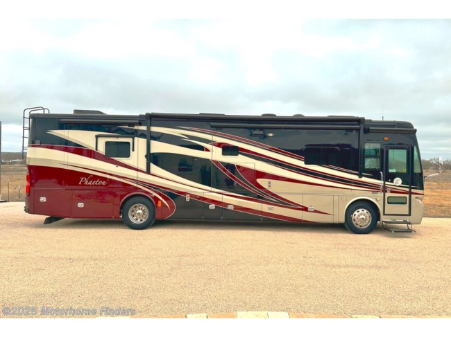 2014 Tiffin Phaeton 40 QTH